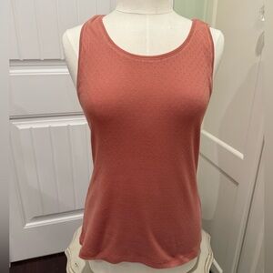 Basic Apparel Womens Size XL Rust Coloured Tank Top with Perforations Scoop Neck